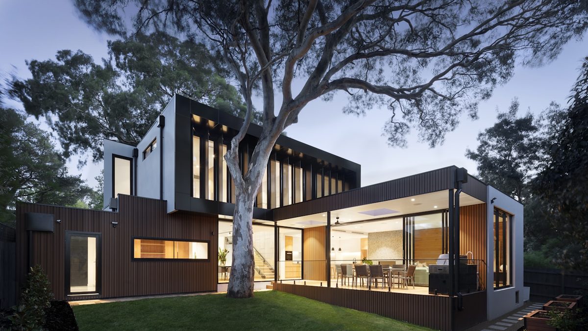 Thumbnail for How to Hire a Licensed Roofer in Australia: A Homeowner's Practical Guide