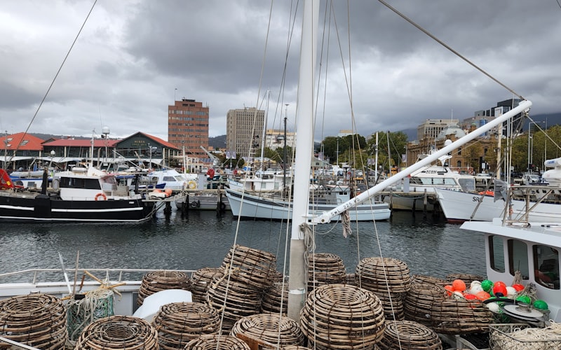 Hobart waterfront harbour — Tasmania